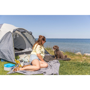 Trixie Samoa Classic koc podróżny dla psa oliwkowa zieleń 110x70cm