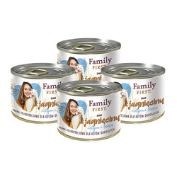 Family First z jagnięciną 200g 3+1 Gratis