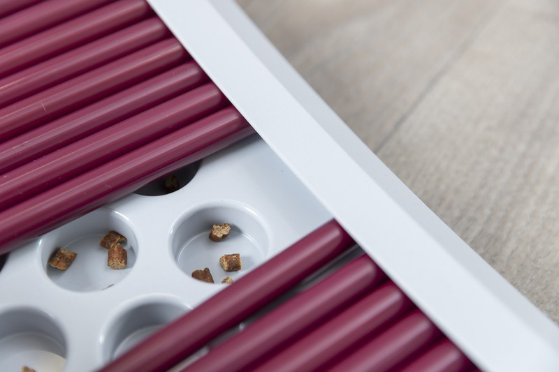 Trixie Cat Activity Rod Board zabawka edukacyjna dla kota 35×19.5cm Sklep Zoologiczny Online