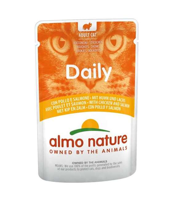 Almo Nature Daily z kurczakiem i łososiem saszetka 12x70g