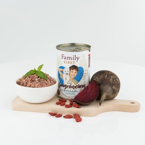 Family First z jagnięciną i burakami dla szczeniąt 12x400g